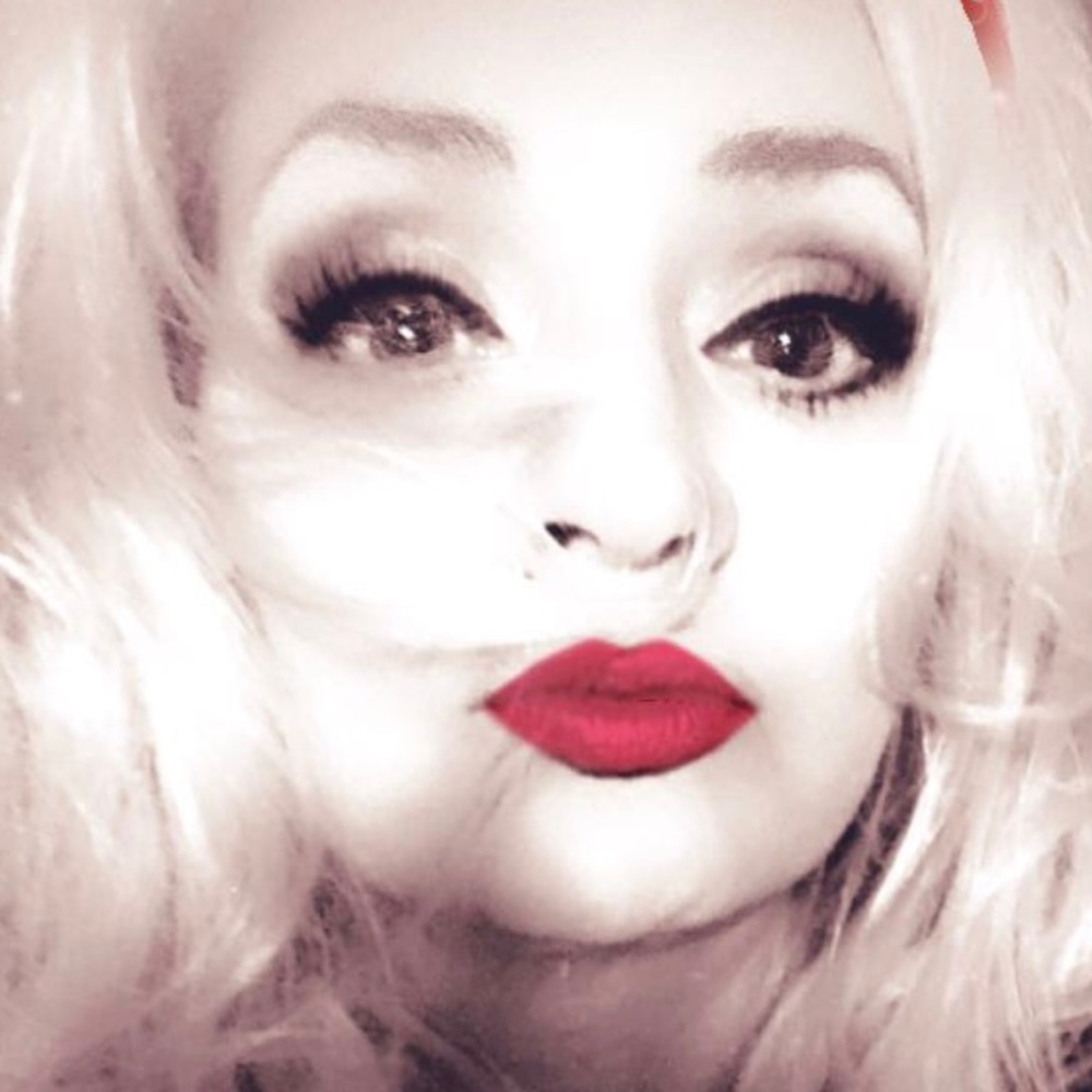 Meet your Posher, Joanna